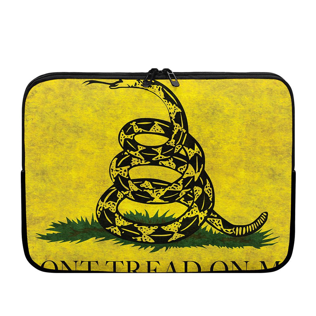 Grunge Gadsden Flag Print Laptop Sleeve