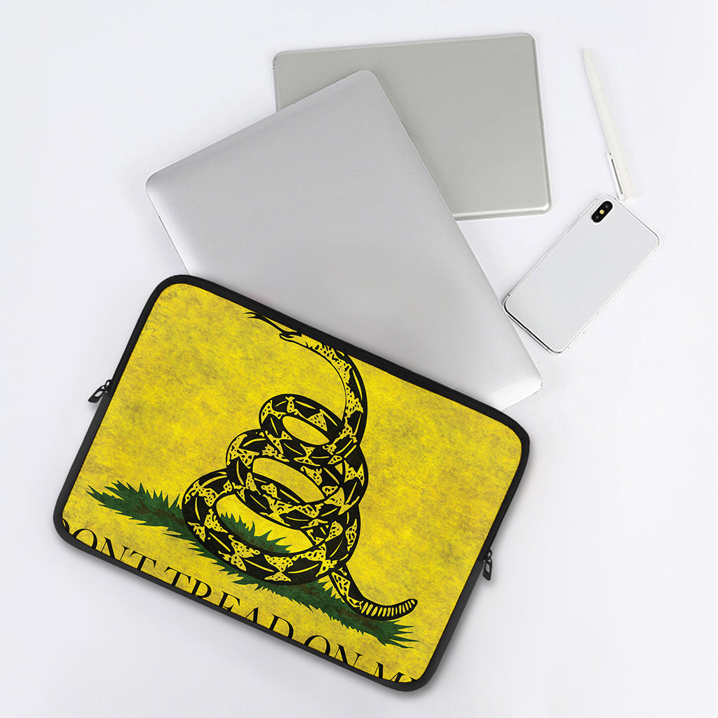 Grunge Gadsden Flag Print Laptop Sleeve