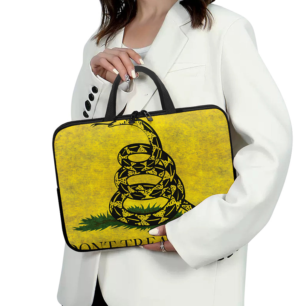 Grunge Gadsden Flag Print Laptop Sleeve With Handle