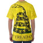 Grunge Gadsden Flag Print Men's Velvet T-Shirt