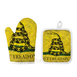 Grunge Gadsden Flag Print Oven Mitt And Pot Holder Set