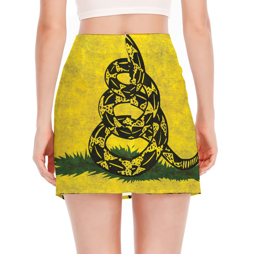 Grunge Gadsden Flag Print Side Slit Mini Skirt