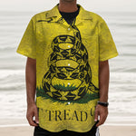 Grunge Gadsden Flag Print Textured Short Sleeve Shirt