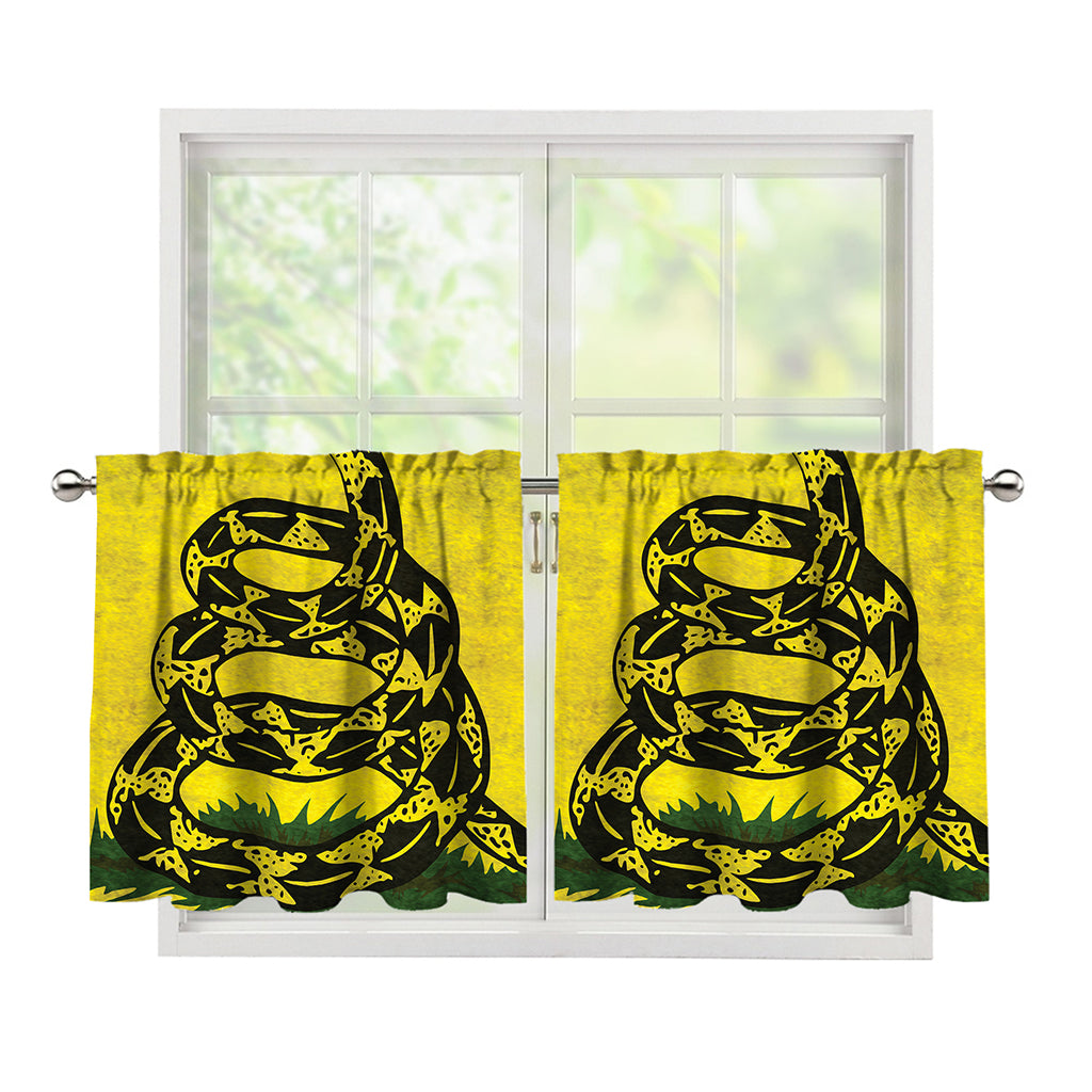 Grunge Gadsden Flag Print Tier Curtains