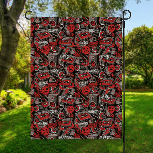 Grunge Graffiti Pattern Print Garden Flag