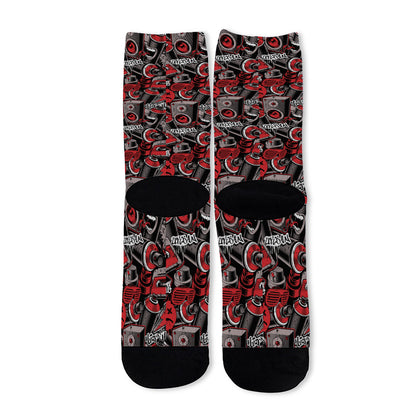 Grunge Graffiti Pattern Print Long Socks