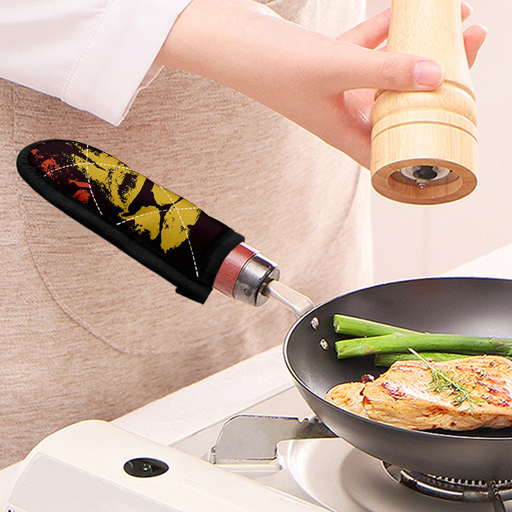 Grunge Rasta Lion Print Skillet Handle Cover