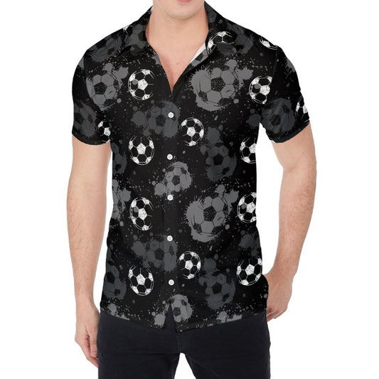 Grunge Soccer Ball Pattern Print Men's Shirt