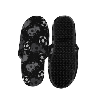 Grunge Soccer Ball Pattern Print Slippers