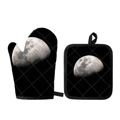 Half Moon Print Oven Mitt And Pot Holder Set