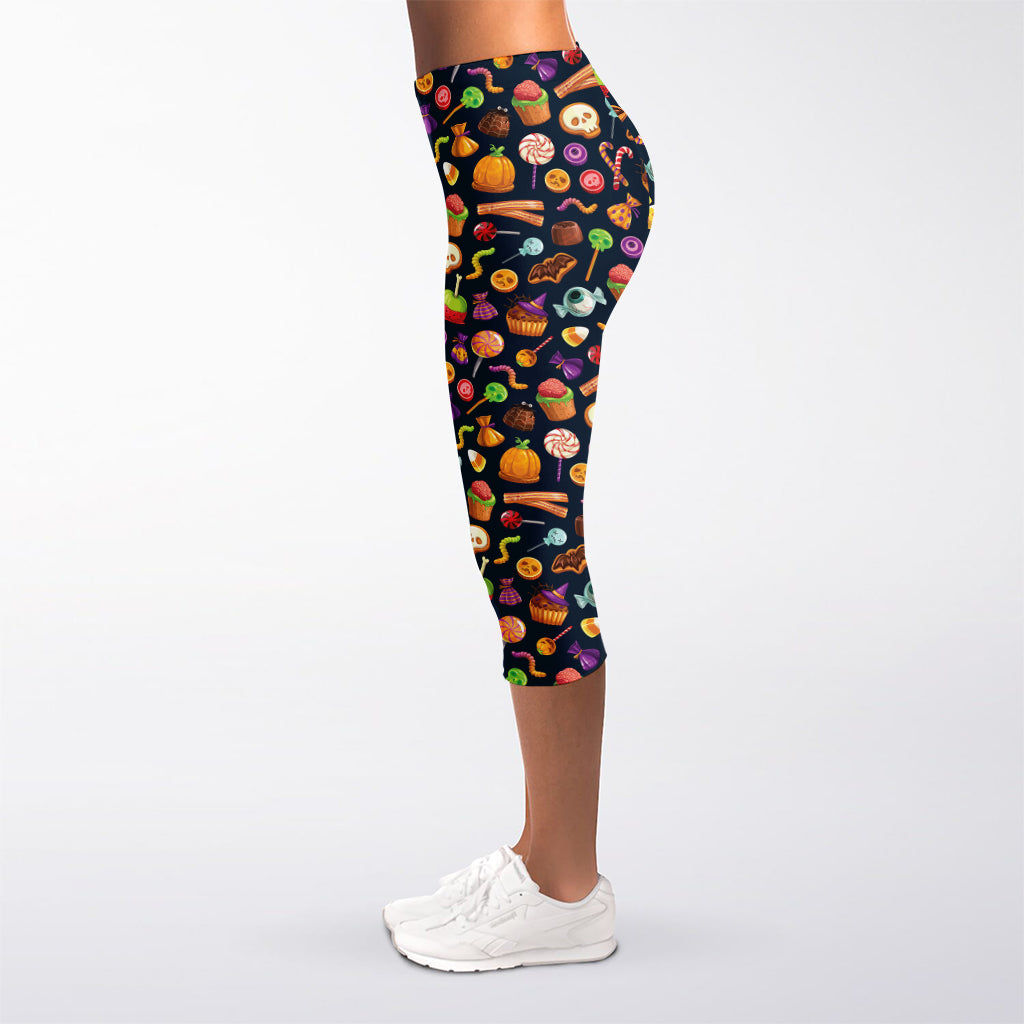 Halloween Candy Pattern Print Women's Capri Leggings