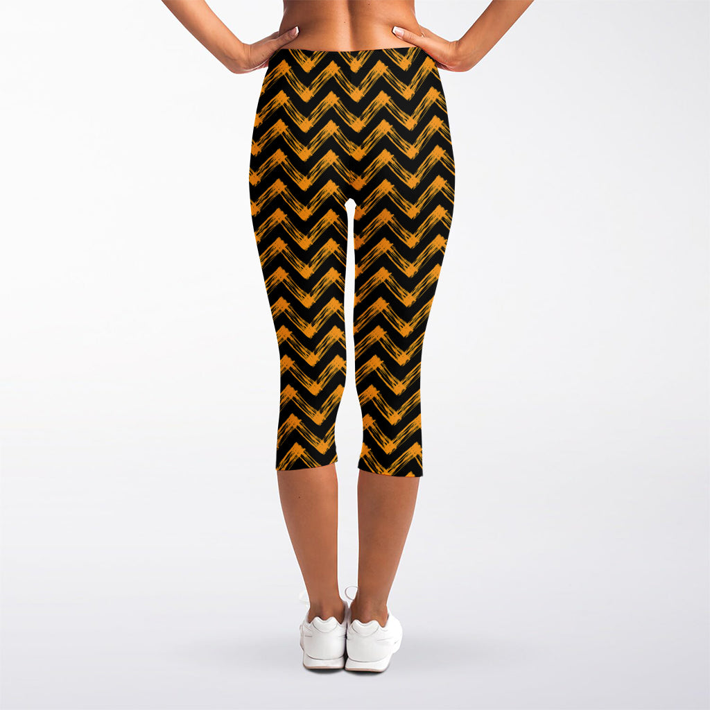 Halloween Chevron Pattern Print Women's Capri Leggings