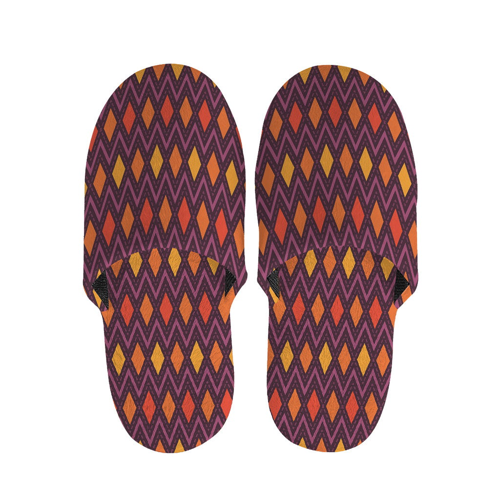 Halloween Diamond Shape Pattern Print Slippers