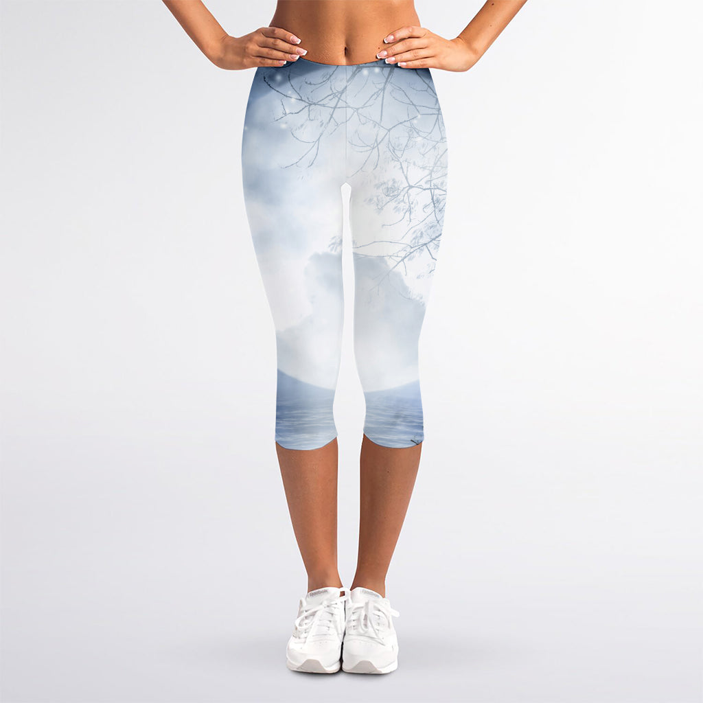 Halloween Moonlight Print Women's Capri Leggings