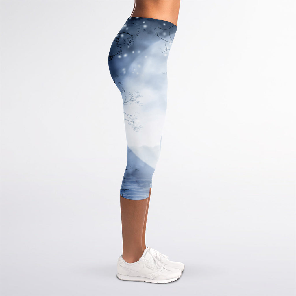Halloween Moonlight Print Women's Capri Leggings