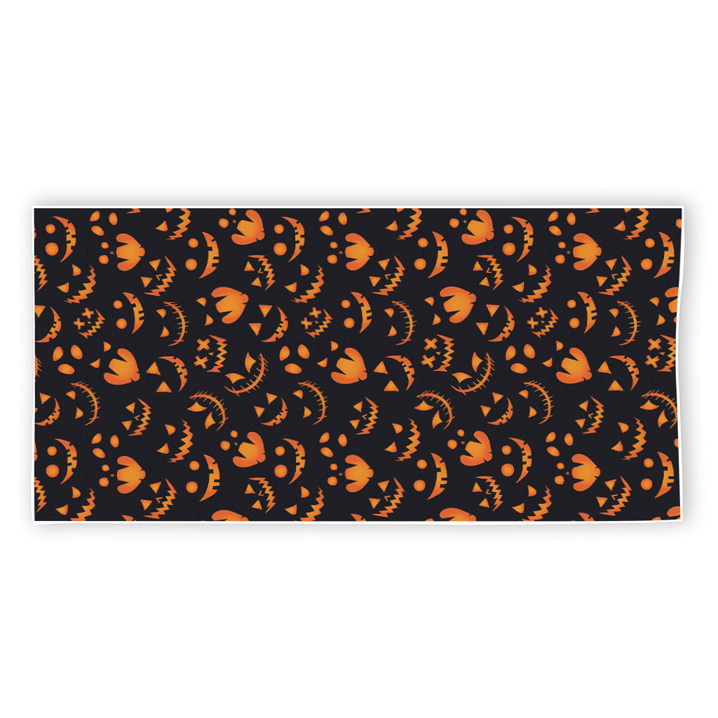 Halloween Pumpkin Faces Pattern Print Beach Towel