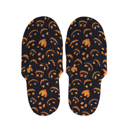 Halloween Pumpkin Faces Pattern Print Slippers