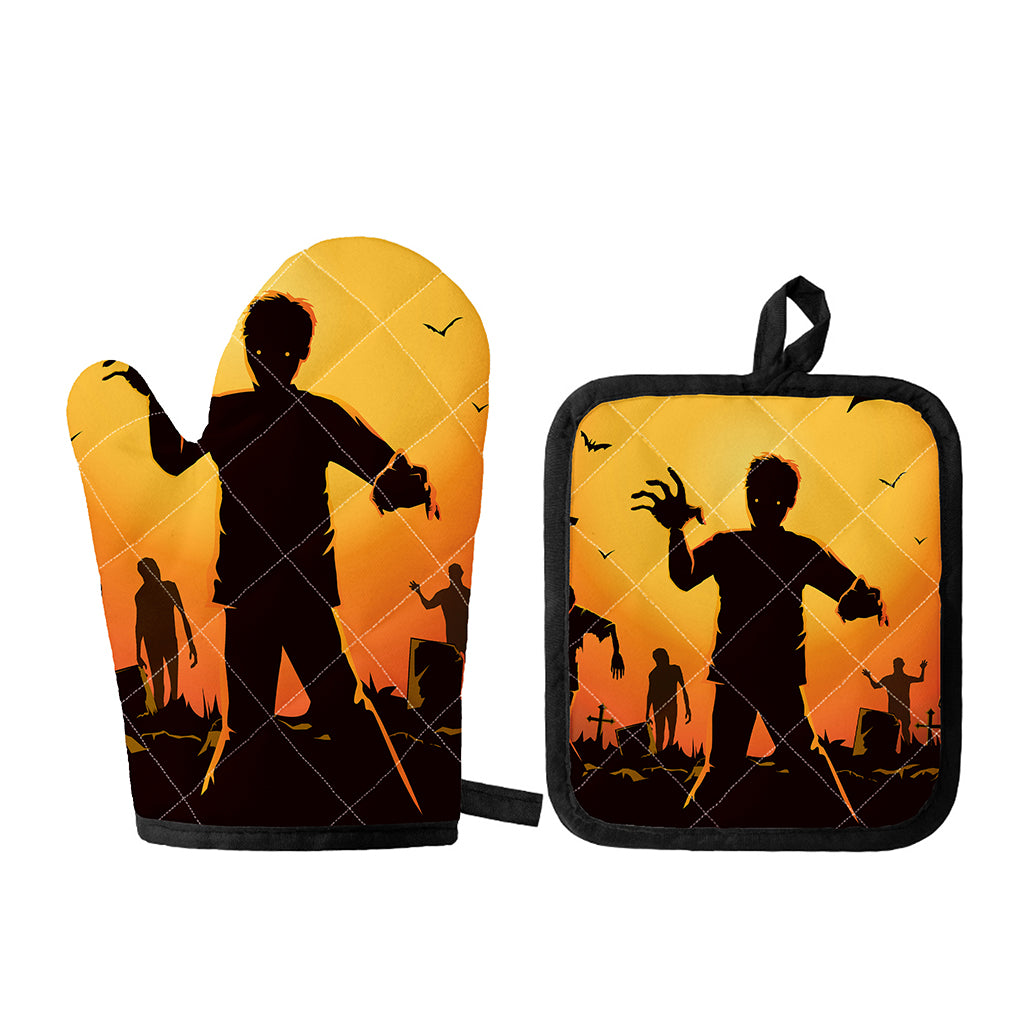 Halloween Walking Zombie Print Oven Mitt And Pot Holder Set