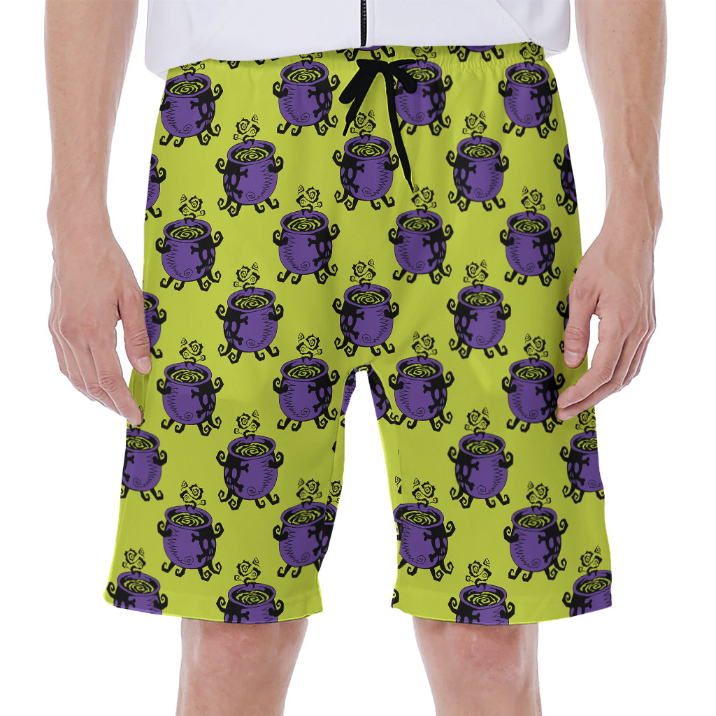 Halloween Witch Cauldron Pattern Print Men's Beach Shorts