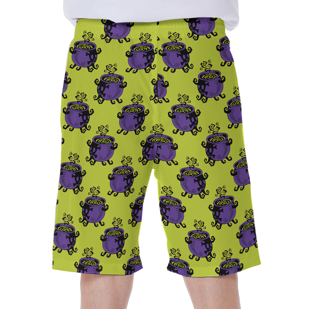 Halloween Witch Cauldron Pattern Print Men's Beach Shorts