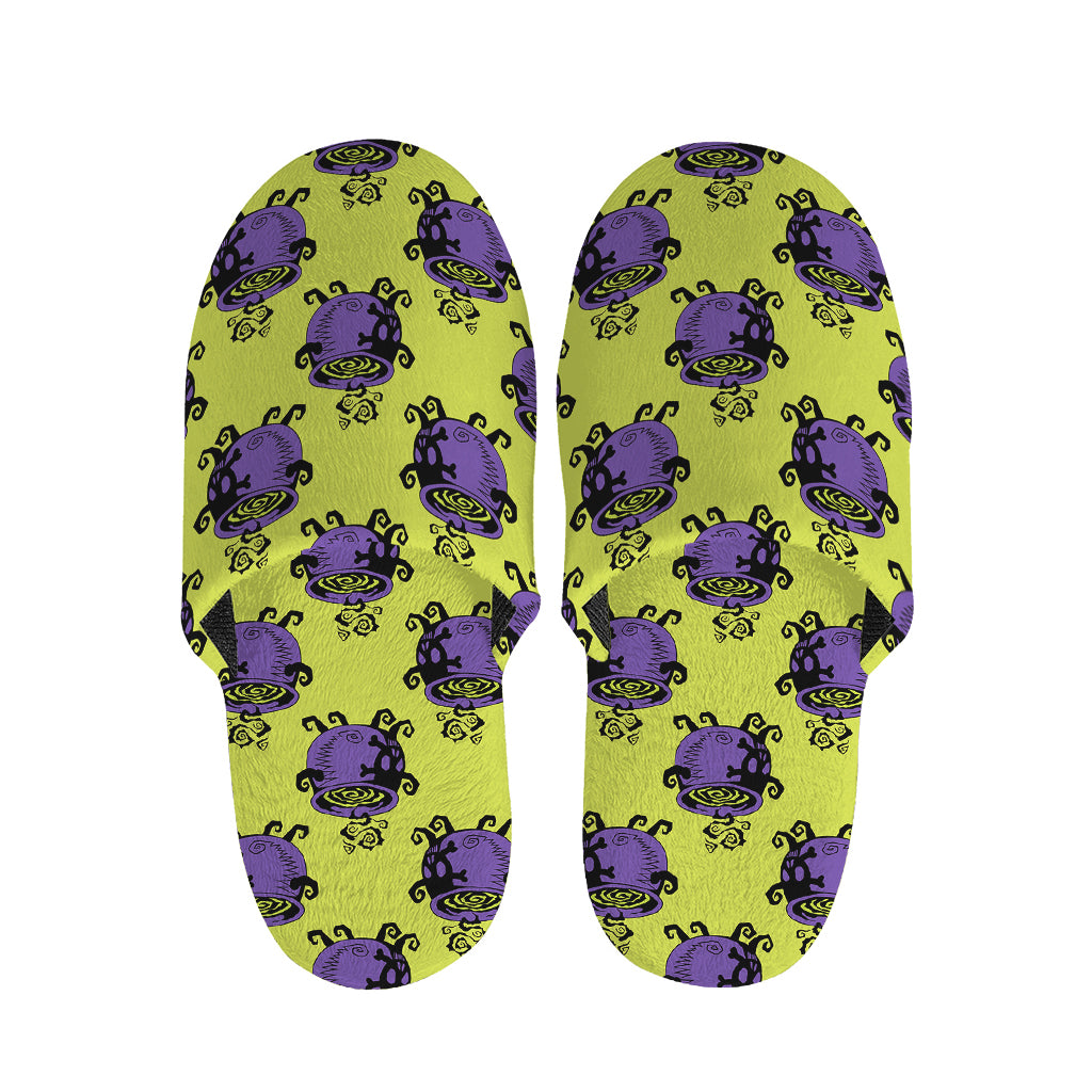 Halloween Witch Cauldron Pattern Print Slippers