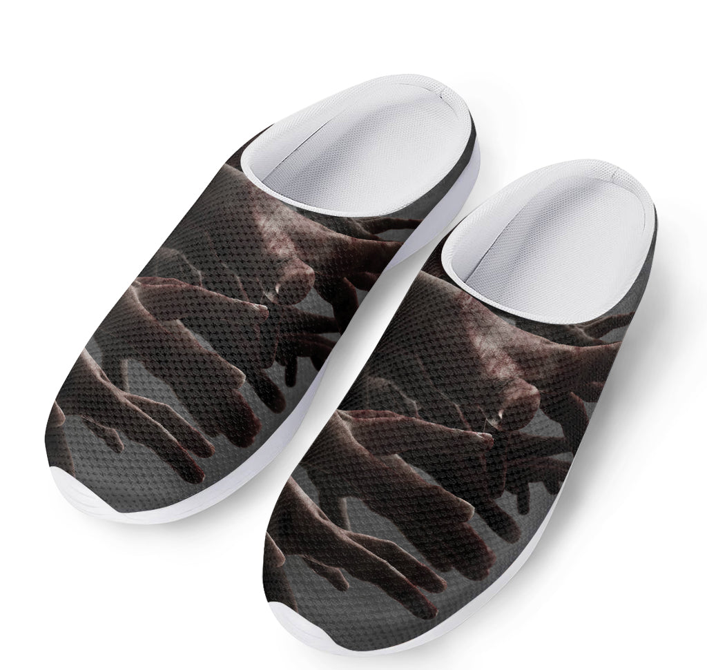 Halloween Zombie Hands Print Mesh Casual Shoes