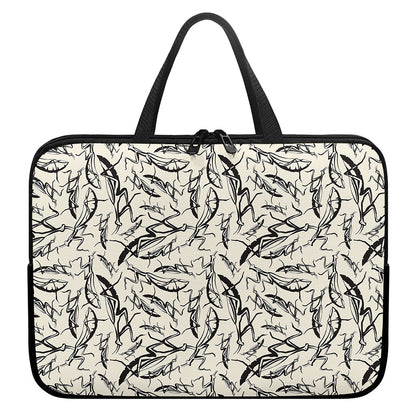 Hand Drawn Mantis Pattern Print Laptop Sleeve With Handle
