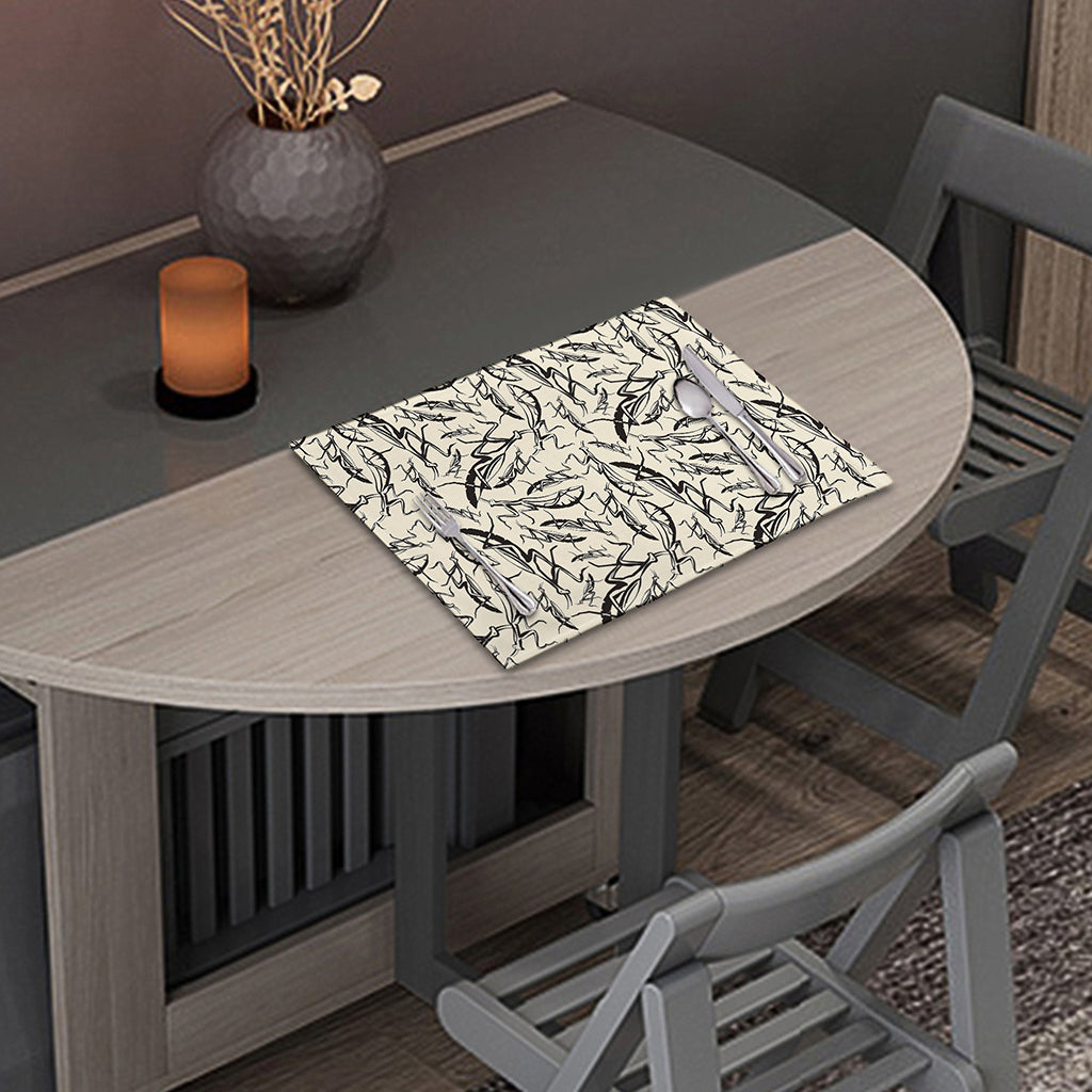 Hand Drawn Mantis Pattern Print Placemat