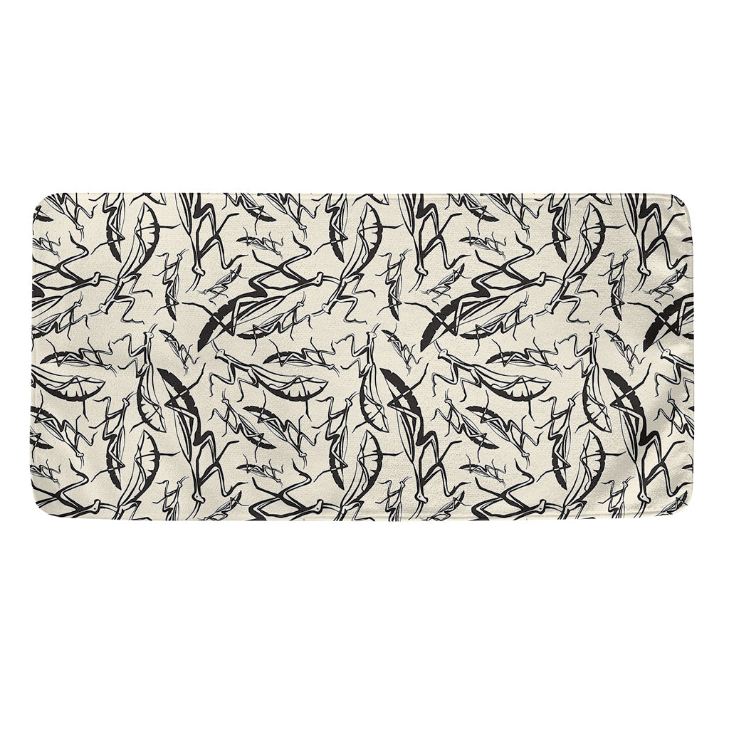 Hand Drawn Mantis Pattern Print Towel
