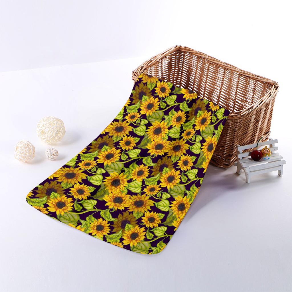 Hand Drawn Sunflower Pattern Print Towel