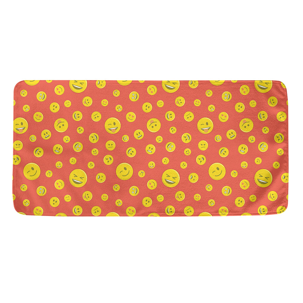 Happy Emoji Pattern Print Towel