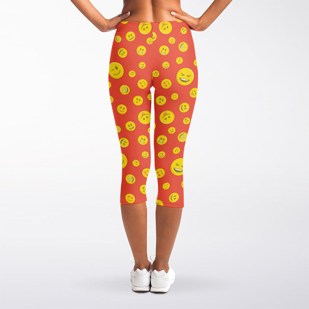 Happy Emoji Pattern Print Women's Capri Leggings