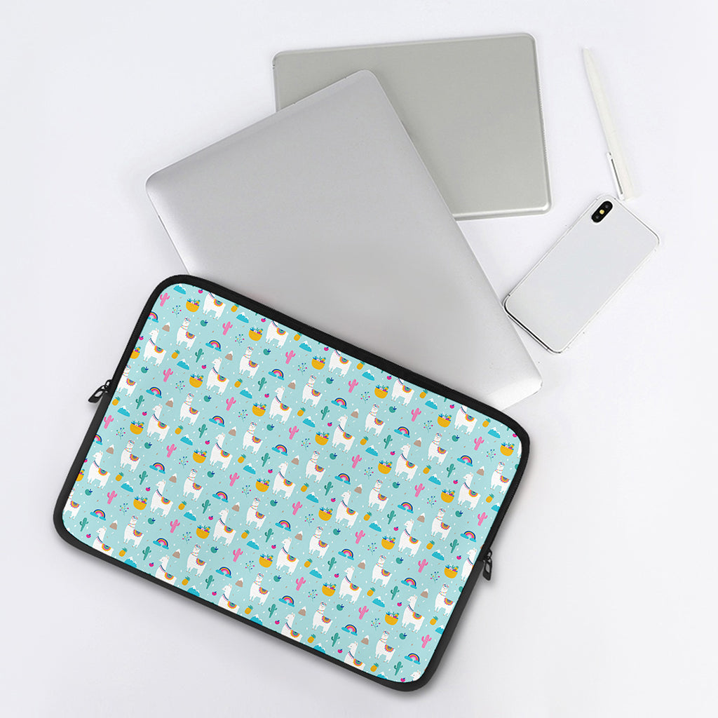 Happy Llama And Cactus Pattern Print Laptop Sleeve