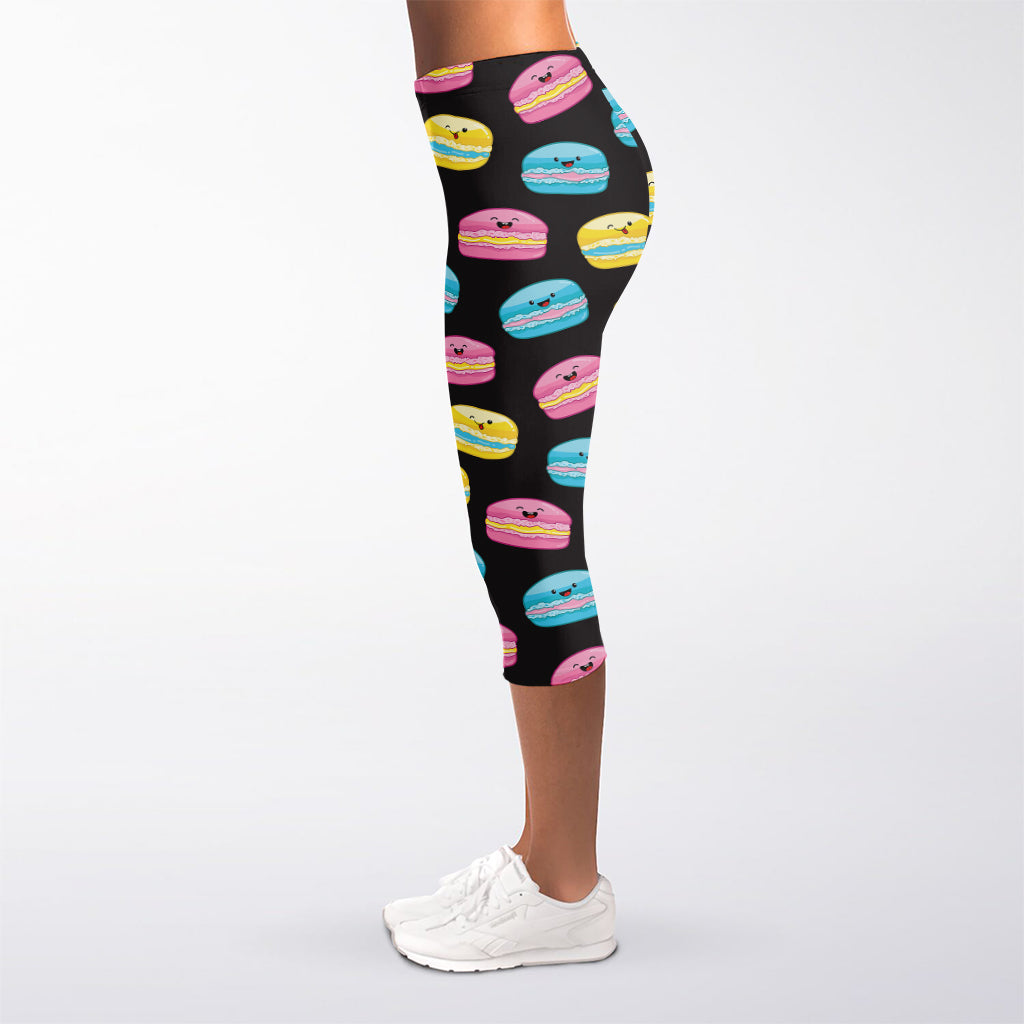 Happy Macarons Pattern Print Women's Capri Leggings