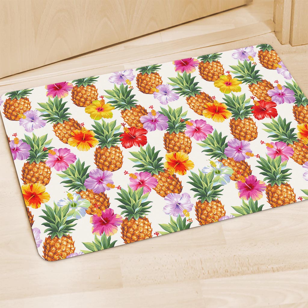 Hawaii Hibiscus Pineapple Pattern Print Polyester Doormat