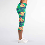 Hawaii Tropical Paradise Pattern Print Women's Capri Leggings