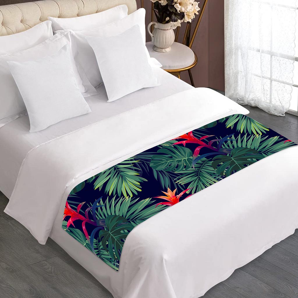 Hawaiian Palm Leaves Pattern Print Bed Runner