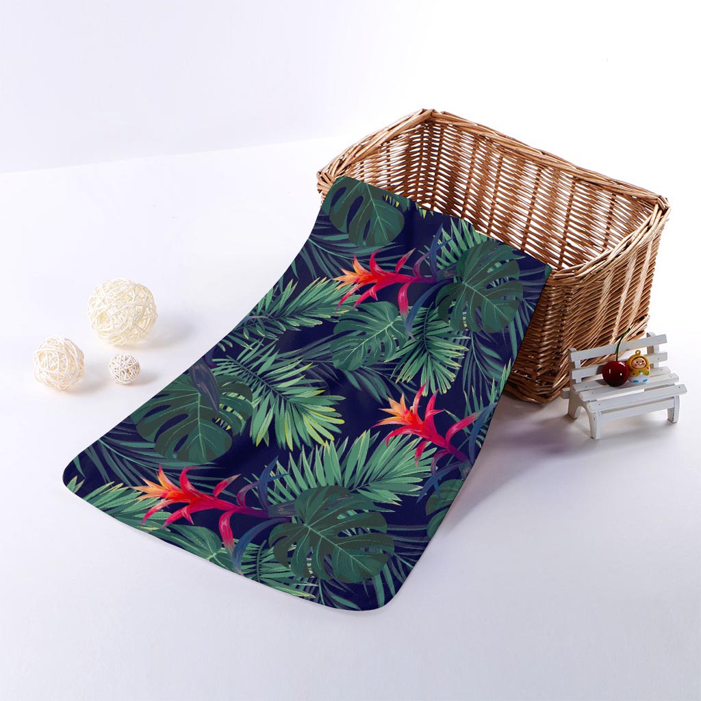 Hawaiian Palm Leaves Pattern Print Towel