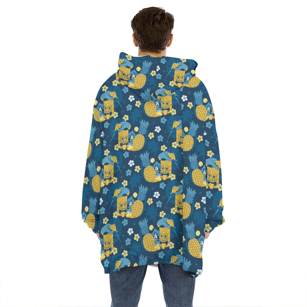 Hawaiian Tiki Pattern Print Hoodie Blanket