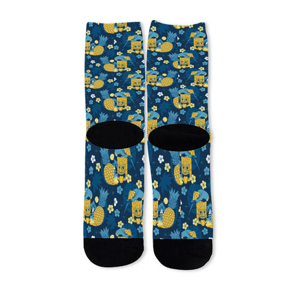 Hawaiian Tiki Pattern Print Long Socks