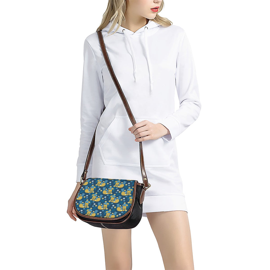 Hawaiian Tiki Pattern Print Saddle Bag