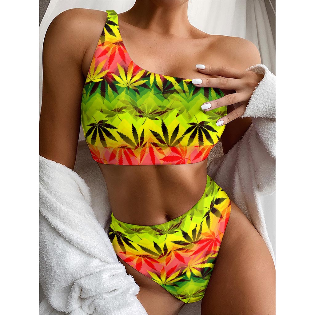 Hemp Leaf Reggae Pattern Print One Shoulder Bikini Top