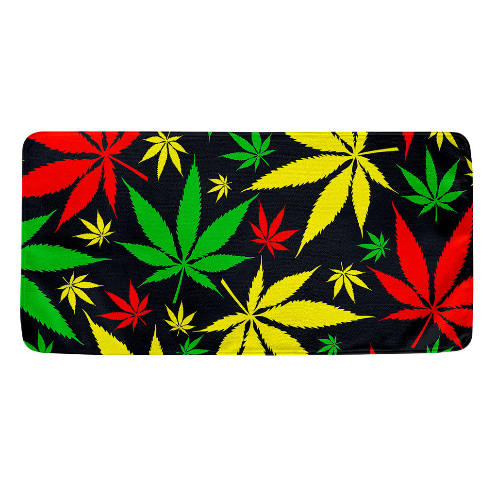 Hemp Leaves Reggae Pattern Print Towel