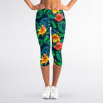 Hibiscus Monstera Hawaii Pattern Print Women's Capri Leggings