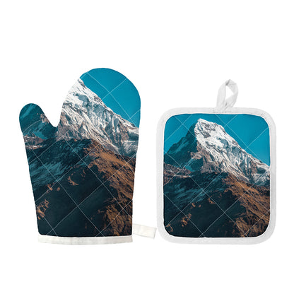 Himalaya Mountain Print Oven Mitt And Pot Holder Set