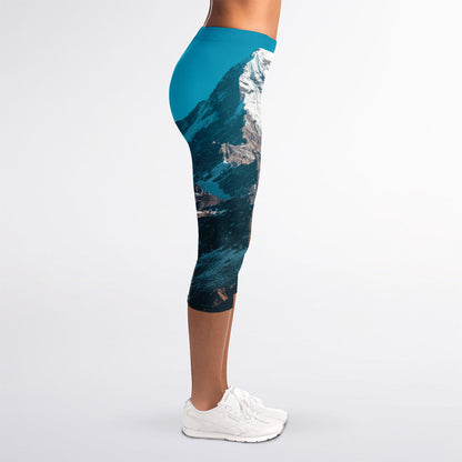 Himalaya Mountain Print Women's Capri Leggings