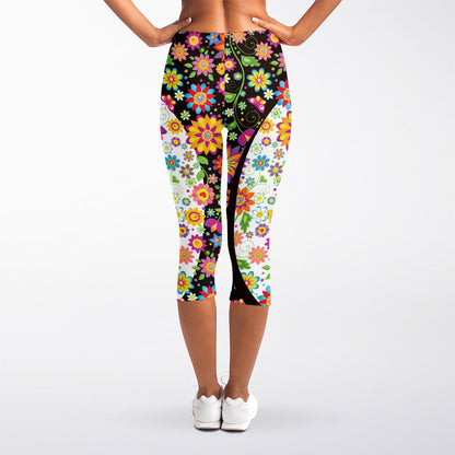 Hippie Flower Peace Sign Print Women's Capri Leggings