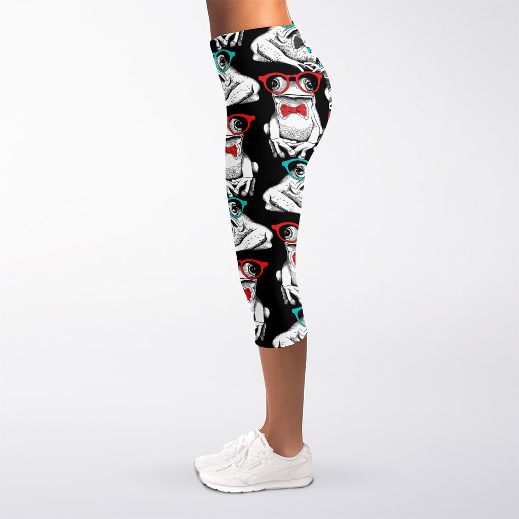 Hipster Frog Pattern Print Women's Capri Leggings