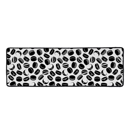 Hockey Puck Pattern Print Long Kitchen Mat