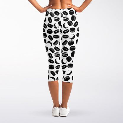 Hockey Puck Pattern Print Women's Capri Leggings